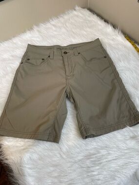 Prana Brion Men's Khaki Utility Casual Shorts 32 9 inch inseam